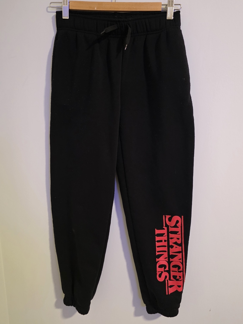 Netflix Stranger Things Black Jogger Sweatpants Red Logo Size M